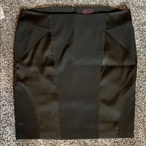 Torrid black skirt